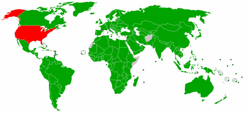 Grønne land har ratifisert Kyoto-avtalen. Grå land har ikke bestemt seg. Røde land vil ikke ratifisere. (Grafikk: Wikimedia Commons)