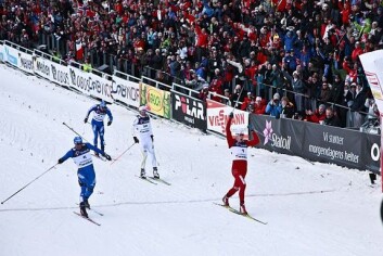 Anders Gløersen spurter inn til seier på sprinten under fjorårets prøve-VM i Holmenkollen. (Foto: Ski-VM 2011) Anders Gløersen spurter inn til seier på sprinten under fjorårets prøve-VM i Holmenkollen. (Foto: Ski-VM 2011)