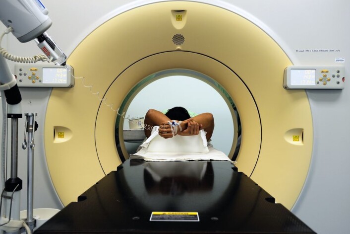 Helsevesenet i lav- og mellominntektsland har ikke kapasitet til å ta seg av den ventede økningen i antall krefttilfeller. Her blir en pasient undersøkt med computertomografi (CT). Helsevesenet i lav- og mellominntektsland har ikke kapasitet til å ta seg av den ventede økningen i antall krefttilfeller. Her blir en pasient undersøkt med computertomografi (CT).