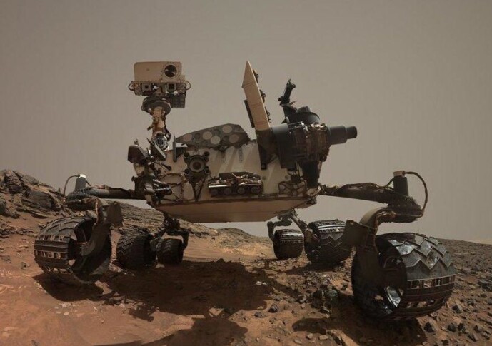 Selvportrett av Curiosity på Mars. Bildet er fra 2015. Selvportrett av Curiosity på Mars. Bildet er fra 2015.