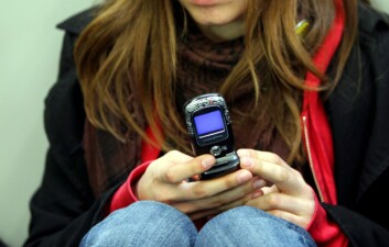 Studenter og ansatte kan nå ringe en egen varslingstelefon for å si i fra om kritikkverdige forhold ved Universitetet i Oslo. (Illustrasjonsfoto: Colourbox.no) Studenter og ansatte kan nå ringe en egen varslingstelefon for å si i fra om kritikkverdige forhold ved Universitetet i Oslo. (Illustrasjonsfoto: Colourbox.no)