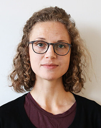 Reading novels, and especially autofictional texts, can help us become aware of what we consider true in our own lives, Alexandra Effe argues. Reading novels, and especially autofictional texts, can help us become aware of what we consider true in our own lives, Alexandra Effe argues.