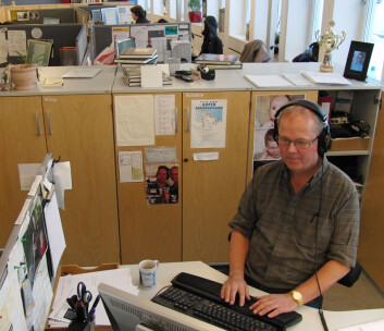 Ivar Grydeland fra Verdt å vite-redaksjonen forbereder siste sending av Verdt å vite. (Foto: Arnfinn Christensen) Ivar Grydeland fra Verdt å vite-redaksjonen forbereder siste sending av Verdt å vite. (Foto: Arnfinn Christensen)