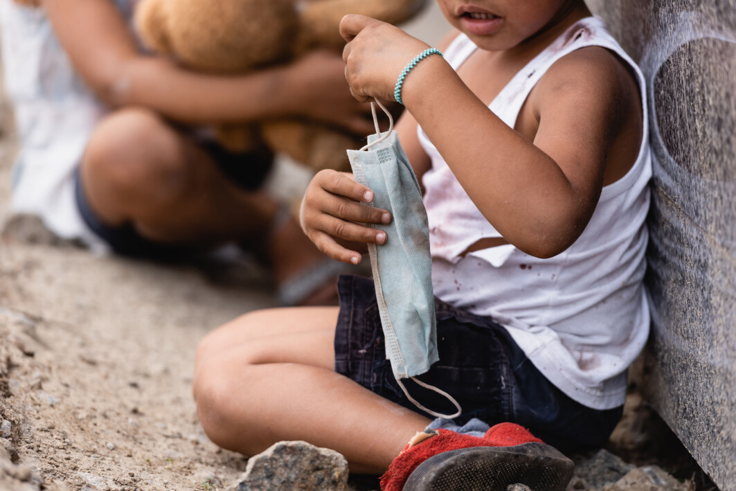 “Millions of the most vulnerable children are still without school with varying access to digital education. The most important thing is to get the students back to school,” says Jon-Håkon Schultz. “Millions of the most vulnerable children are still without school with varying access to digital education. The most important thing is to get the students back to school,” says Jon-Håkon Schultz.