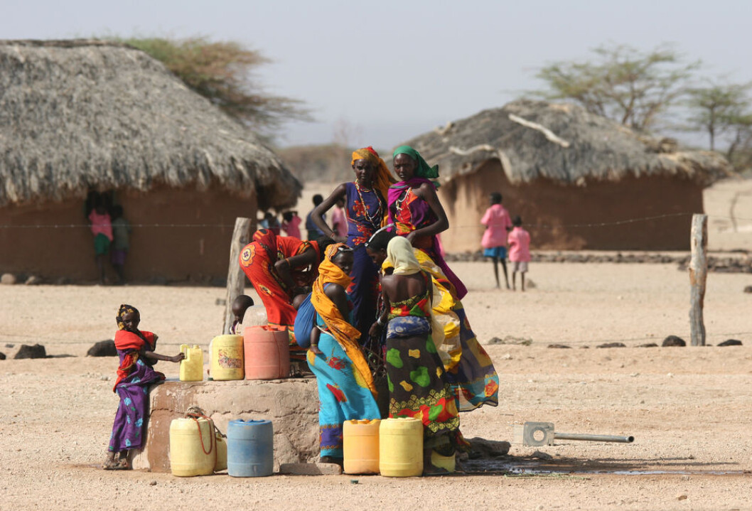 I Afrika er vann til familien framfor alt et kvinneanliggende. (Foto: Shutterstock) I Afrika er vann til familien framfor alt et kvinneanliggende. (Foto: Shutterstock)