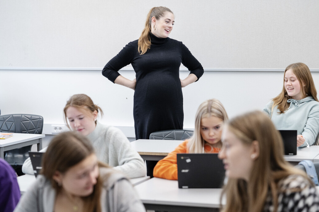 Den autoritative voksenrollen greier å balansere bygging av gode relasjoner med det å stille krav. Den autoritative voksenrollen greier å balansere bygging av gode relasjoner med det å stille krav.