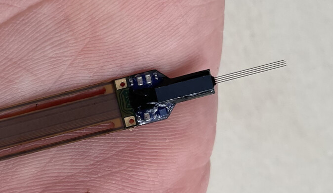 The next generation brain probe which allows recording from the same neurons in a freely behaving animal for weeks and months. The next generation brain probe which allows recording from the same neurons in a freely behaving animal for weeks and months.