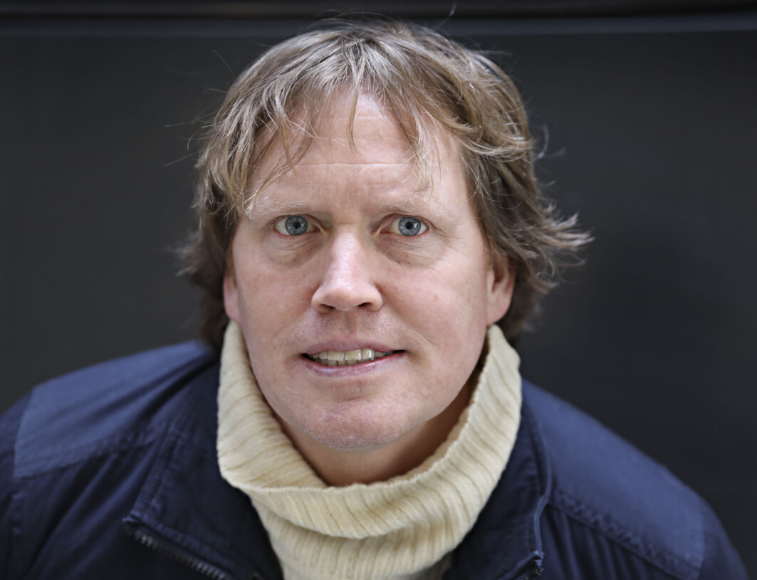 Da Thorgeir Kolshus ble kalt «en hvit, høyreorientert anti-antirasist» av en annen forsker i sosiale medier, gikk han i kjelleren. Da Thorgeir Kolshus ble kalt «en hvit, høyreorientert anti-antirasist» av en annen forsker i sosiale medier, gikk han i kjelleren.