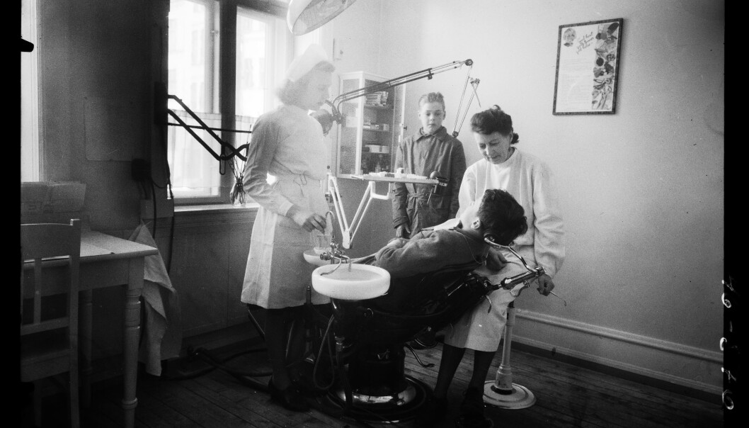 Skoletannlegen var nok litt annerledes 1948. Systemet var imidlertid bygget på mange av de samme tankene som i dag. Gratis behandling for barn, for eksempel. Dette bildet er fra Majorstuen skole. Skoletannlegen var nok litt annerledes 1948. Systemet var imidlertid bygget på mange av de samme tankene som i dag. Gratis behandling for barn, for eksempel. Dette bildet er fra Majorstuen skole.