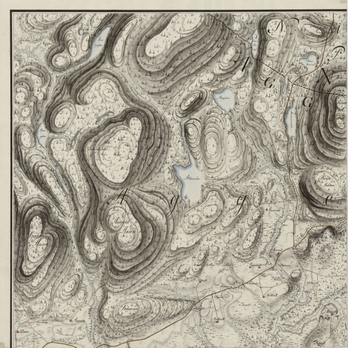 Gamle kart er ofte imponerende gode. Dette kartet fra 1797 viser Lillomarka øst for Grefsenåsen i Oslo. Nederst Groruddalen. Legg spesielt merke til de gode høydeangivelsene. Slike kart har satt Ståle på sporet av de gamle hovedveiene.