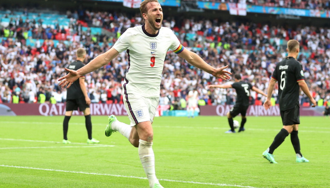 Harry Kane kan komme til å juble over et mesterskapstrofé for første gang siden Bobby Moore tok imot VM-troféet for 55 år siden – også den gangen på Wembley. Harry Kane kan komme til å juble over et mesterskapstrofé for første gang siden Bobby Moore tok imot VM-troféet for 55 år siden – også den gangen på Wembley.