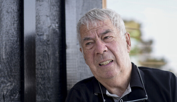 Egil «Drillo» Olsen tror også på England, men trekker i tillegg frem Danmark som EM-favoritt. Egil «Drillo» Olsen tror også på England, men trekker i tillegg frem Danmark som EM-favoritt.
