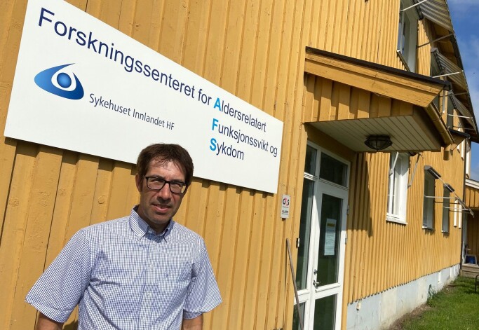 Overlege og forsker Tom Borza er en del av en forskergruppe som har studert sammenhengen mellom depresjon og dødelighet hos eldre med kreft. Overlege og forsker Tom Borza er en del av en forskergruppe som har studert sammenhengen mellom depresjon og dødelighet hos eldre med kreft.
