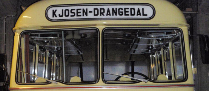 Telemark Museum og Rutebilhistorisk Forening viser deg hvordan en hel rutebilstasjon så ut på 1950-tallet, om du tar turen til Jønnevald utenfor Skien. Men her må du ta kontakt på forhånd for å komme inn. Telemark Museum og Rutebilhistorisk Forening viser deg hvordan en hel rutebilstasjon så ut på 1950-tallet, om du tar turen til Jønnevald utenfor Skien. Men her må du ta kontakt på forhånd for å komme inn.