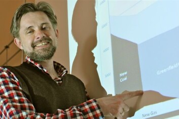 – CO2-avgift over 60 dollar per tonn kan gjøre hele el-sektoren i Europa tilnærmet CO2-fri, sier Mads Greaker i SSB. (Foto: Stein Morch) – CO2-avgift over 60 dollar per tonn kan gjøre hele el-sektoren i Europa tilnærmet CO2-fri, sier Mads Greaker i SSB. (Foto: Stein Morch)