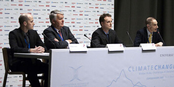 Fellesutalelsen ble offentliggjort på en pressekonferanse torsdag. Motiv fra pressekonferansen, med PhD Miguel Esteban, Dr. Marc Hanewinkel, Dr. Tord Kjellström og Dr. Terry Barker. (Foto: Lizette Kabré) Fellesutalelsen ble offentliggjort på en pressekonferanse torsdag. Motiv fra pressekonferansen, med PhD Miguel Esteban, Dr. Marc Hanewinkel, Dr. Tord Kjellström og Dr. Terry Barker. (Foto: Lizette Kabré)