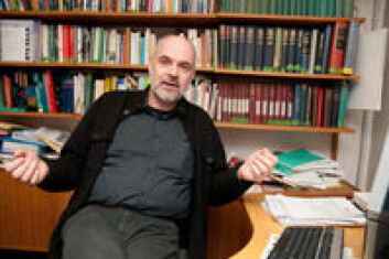 Professor Jan Terje Lifjeld på Naturhistorisk museum. (Foto: Yngve Vogt) Professor Jan Terje Lifjeld på Naturhistorisk museum. (Foto: Yngve Vogt)