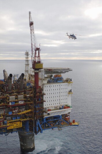 "Paleontologer er også ettertraktet på oljeplattformer. Her er Statoils oljeplatform Gullfaks C som ligger i Nordsjøen. (Foto: Øyvind Hagen/Statoil)" "Paleontologer er også ettertraktet på oljeplattformer. Her er Statoils oljeplatform Gullfaks C som ligger i Nordsjøen. (Foto: Øyvind Hagen/Statoil)"