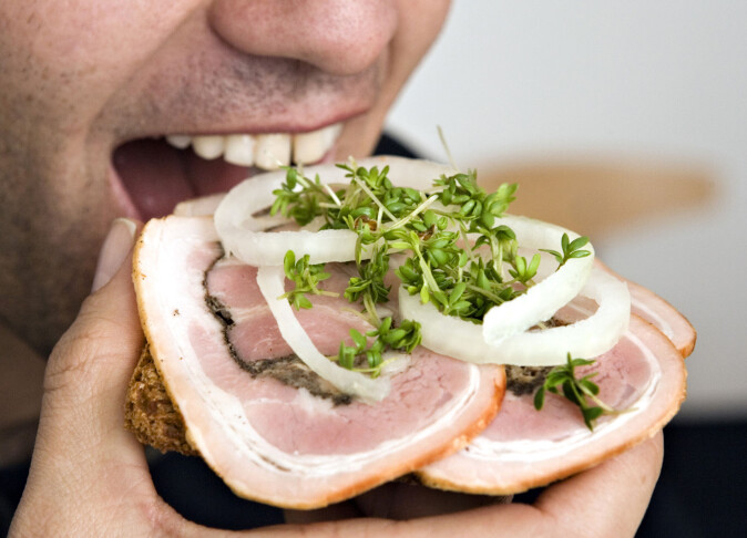 Dansk rullepølse er blant matvarene som har ført til utbrudd av Listeria og flere dødsfall. Dansk rullepølse er blant matvarene som har ført til utbrudd av Listeria og flere dødsfall.