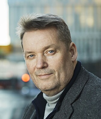 Roar Thon og Nasjonal sikkerhetsmyndighet har direkte linje til Facebook og Twitter i tilfelle samfunnstopper blir hacket. Roar Thon og Nasjonal sikkerhetsmyndighet har direkte linje til Facebook og Twitter i tilfelle samfunnstopper blir hacket.