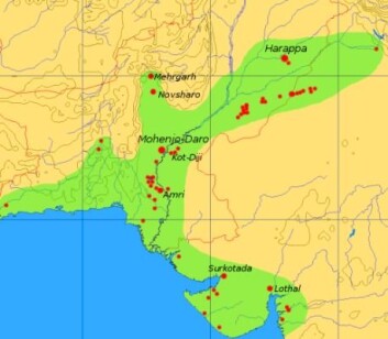 Induskulturen hadde et kjerneområde i Indus-dalen i dagens Pakistan og i det som i dag er det nordvestlige India. Harappa og Mohenjo-Daro er blant byer som er funnet fra denne sivilisasjonen. (Kart: Wikimedia Commons) Induskulturen hadde et kjerneområde i Indus-dalen i dagens Pakistan og i det som i dag er det nordvestlige India. Harappa og Mohenjo-Daro er blant byer som er funnet fra denne sivilisasjonen. (Kart: Wikimedia Commons)