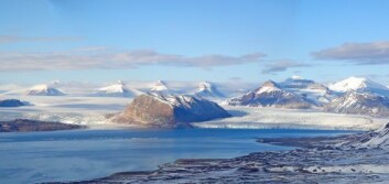 Kongsfjorden på Svalbard opplevde vinteren 2006 en klimaendring som fikk dramatiske konsekvenser for hele økosystemet i fjorden. (Foto: Kim Holmén, Norsk Polarinstitutt) Kongsfjorden på Svalbard opplevde vinteren 2006 en klimaendring som fikk dramatiske konsekvenser for hele økosystemet i fjorden. (Foto: Kim Holmén, Norsk Polarinstitutt)