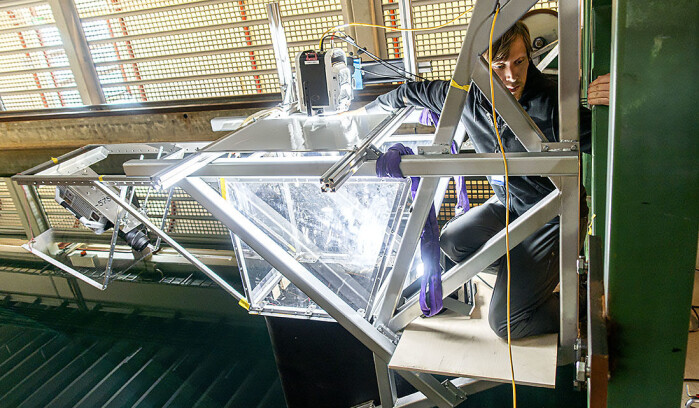 How large structures react to strong waves is not yet fully understood. Postdoctoral fellow Rene Kaufmann is one of the researchers working to find the answers. How large structures react to strong waves is not yet fully understood. Postdoctoral fellow Rene Kaufmann is one of the researchers working to find the answers.