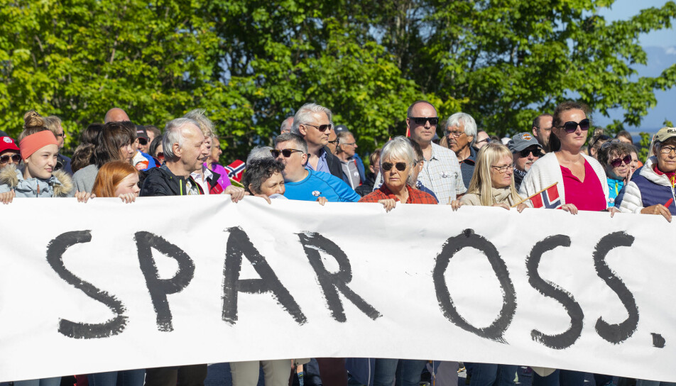 En protestaksjon mot vindkraftverk på Haramsøy.