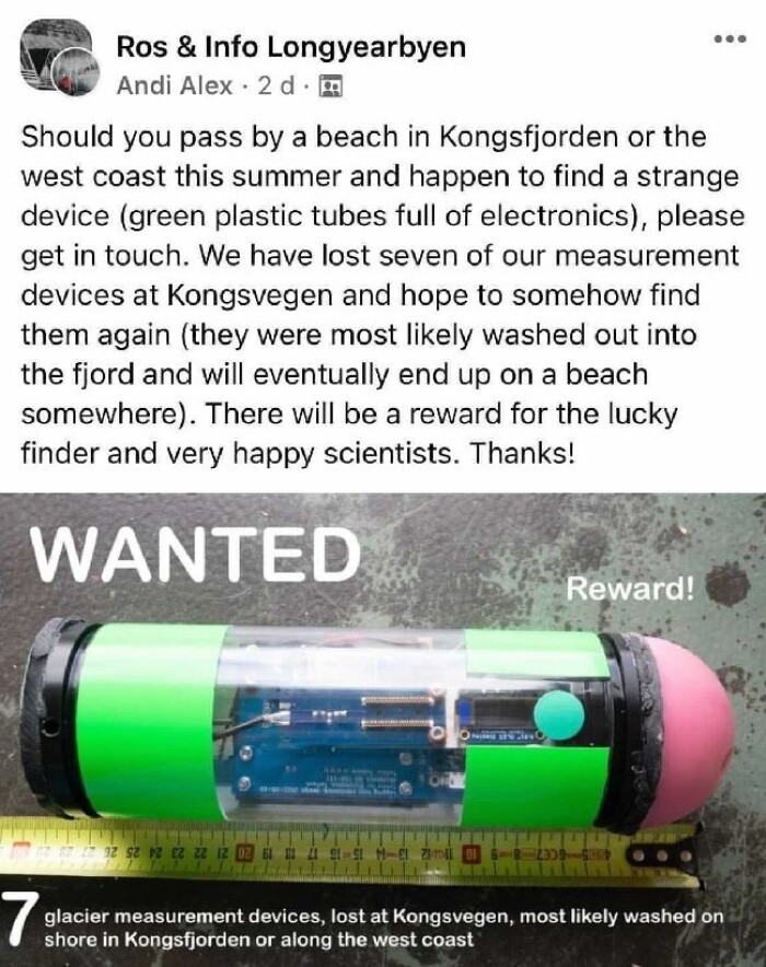 The glacier measurement devices were lost at Kongsvegen. Andreas Alexander is hoping someone will find it on a beach somewhere, and return it to the scientists… The glacier measurement devices were lost at Kongsvegen. Andreas Alexander is hoping someone will find it on a beach somewhere, and return it to the scientists…