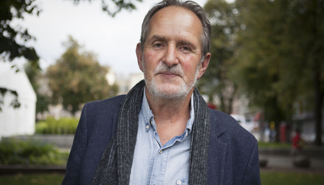 Jon Michelet under Oslo bokfestival i 2014, der han pratet om «En sjøens helt». Ifølge en litteraturprofessor har bøkene en problematisk kjønnsprofil. Nå tar forlaget til motmæle. Jon Michelet under Oslo bokfestival i 2014, der han pratet om «En sjøens helt». Ifølge en litteraturprofessor har bøkene en problematisk kjønnsprofil. Nå tar forlaget til motmæle.