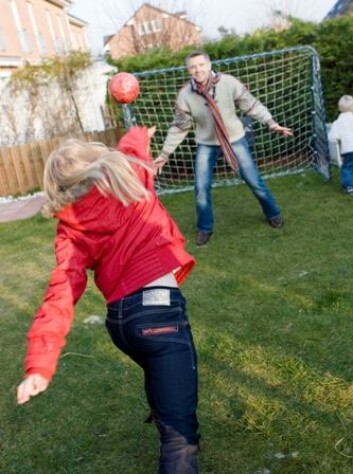 De unge mennene Anette Hoel intervjuet sier de vil ta aktivt del i livet til framtidige barn. (Illustrasjonsfoto: www.colourbox.no) De unge mennene Anette Hoel intervjuet sier de vil ta aktivt del i livet til framtidige barn. (Illustrasjonsfoto: www.colourbox.no)