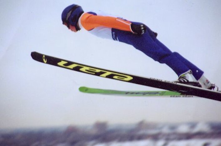 En skihopper i Calgary, Canada. (Foto: Morgan Goodwin, se lisens her). En skihopper i Calgary, Canada. (Foto: Morgan Goodwin, se lisens her).