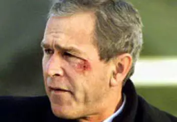 Kombinasjons av fotball på tv og kringlespising fikk George Bush jr. til å gå i gulvet.