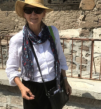 Professor emerita Lise Bender Jørgensen er spesialist på arkeologiske tekstiler. Professor emerita Lise Bender Jørgensen er spesialist på arkeologiske tekstiler.