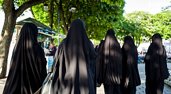 Er det oljen eller islamske lover som stenger kvinner ute av arbeidsmarkedet i Midtøsten?