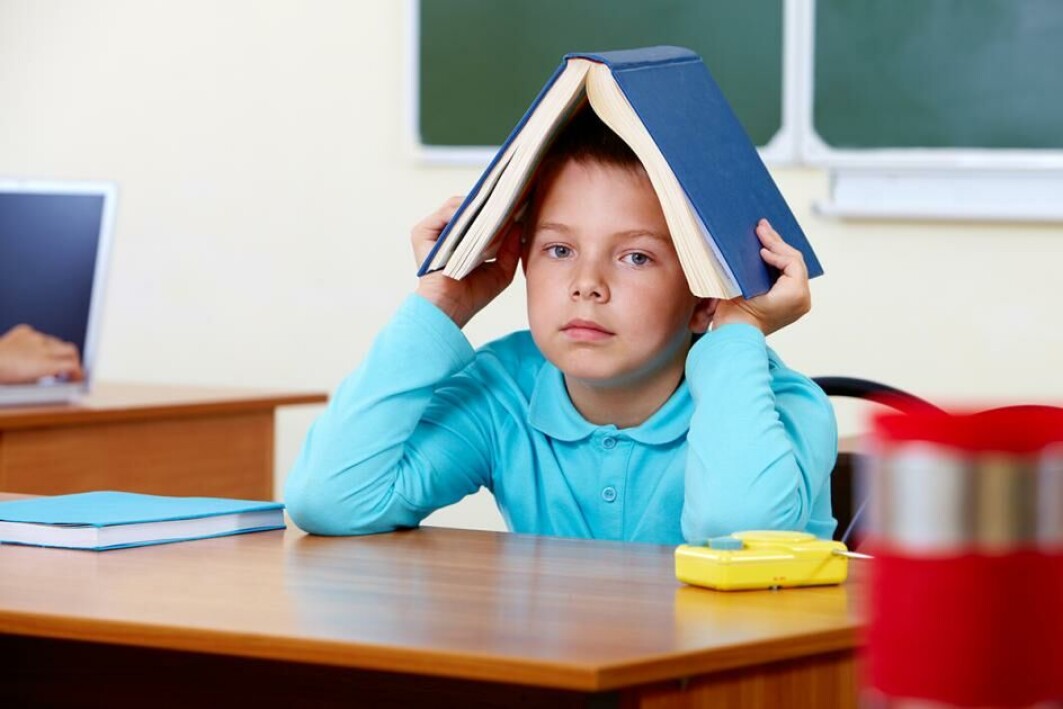 Elevar med ADHD kan ha vanskar med å konsentrera seg om skulearbeidet. Elevar med ADHD kan ha vanskar med å konsentrera seg om skulearbeidet.