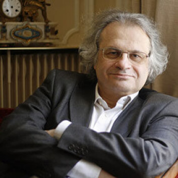 - Den europeiske unionen er eit eksperiment som ikkje kan samanliknast med noko anna i verda. Difor må det lukkast, seier forfattaren Amin Maalouf. (Foto: Tordis Marie Espeland) - Den europeiske unionen er eit eksperiment som ikkje kan samanliknast med noko anna i verda. Difor må det lukkast, seier forfattaren Amin Maalouf. (Foto: Tordis Marie Espeland)
