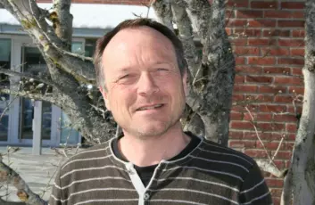 Arne Hermansen ved Bioforsk. (Foto: Elin Fugelsnes)