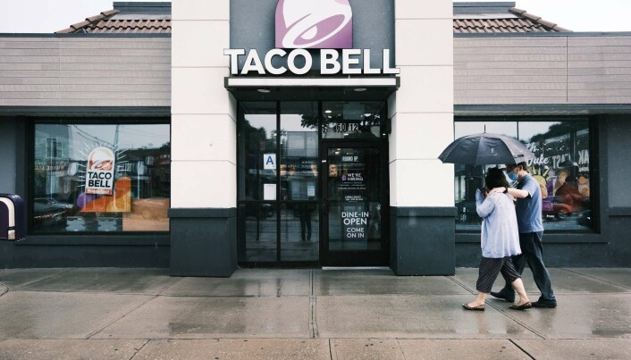 Taco Bell har vært viktig for å gjøre tacoen populær i USA. Taco Bell har vært viktig for å gjøre tacoen populær i USA.