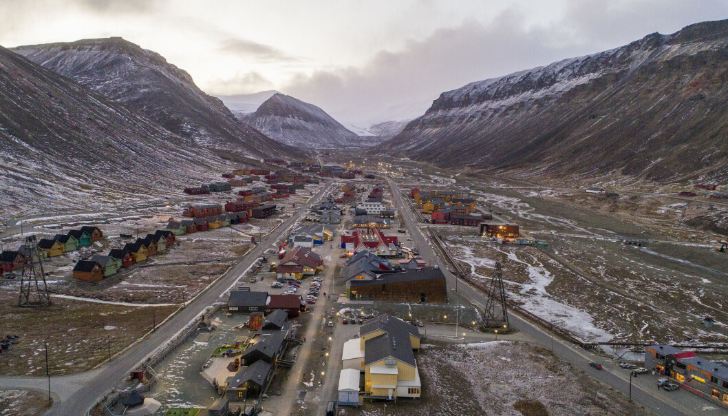 Longyearbyen opplevde økt tilflytting fra sommeren i fjor til sommeren i år. Longyearbyen opplevde økt tilflytting fra sommeren i fjor til sommeren i år.