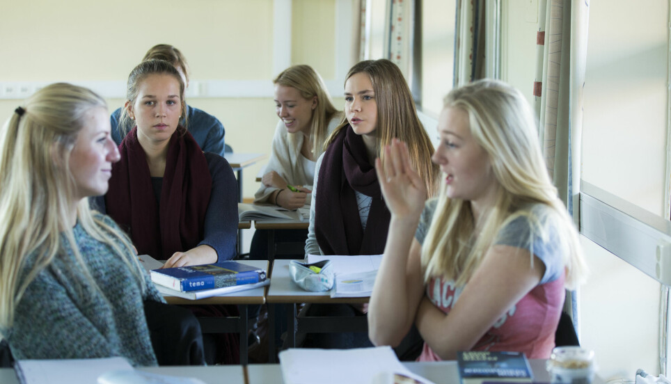 Svenske forskere har funnet ut hva som kjennetegner lærere som klarer å holde ro i klasserommet. (Foto: Berit Roald / NTB)