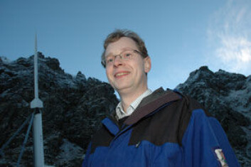 Jøran Moen, professor ved Fysisk institutt, UiO,er prosjektleder for raketten. (Foto: Yngve Vogt) Jøran Moen, professor ved Fysisk institutt, UiO,er prosjektleder for raketten. (Foto: Yngve Vogt)