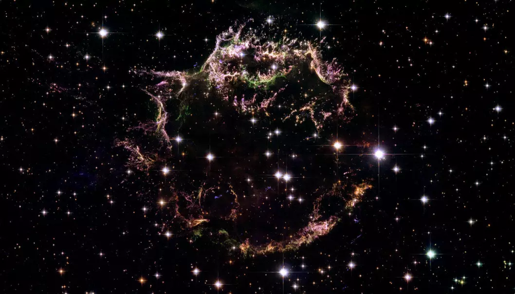 Mørk supernova letter på sløret