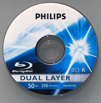 "Blu-ray DVD-skive: Bare plass til en kortfilm med rå ubehandlet HDTV-video." "Blu-ray DVD-skive: Bare plass til en kortfilm med rå ubehandlet HDTV-video."