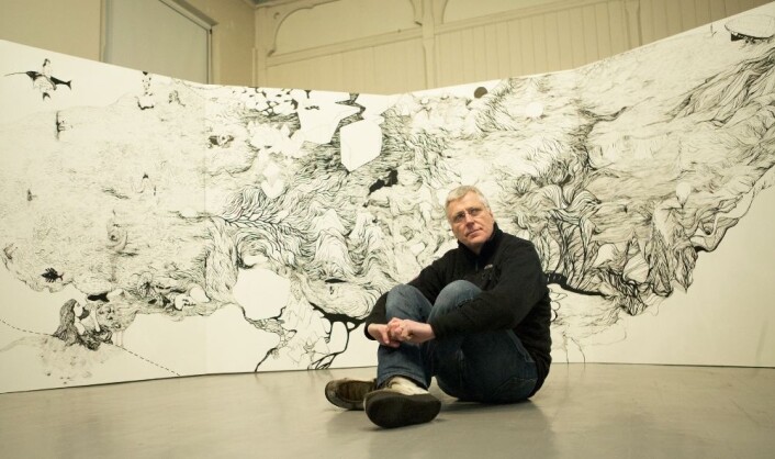 Professor Stig Falk-Petersen er pådriver for samarbeidet mellom forskere og kunstnere i nord. -Kunsten kan gi energi og kreativitet til forskningen, mener han. (Foto: Thor-Wiggo Skille) Professor Stig Falk-Petersen er pådriver for samarbeidet mellom forskere og kunstnere i nord. -Kunsten kan gi energi og kreativitet til forskningen, mener han. (Foto: Thor-Wiggo Skille)