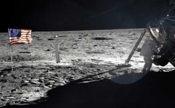Neil Armstrong var første menneske på månen sommeren 1969. Her står han ved siden av månelanderen "Eagle". Foto: NASA. Neil Armstrong var første menneske på månen sommeren 1969. Her står han ved siden av månelanderen "Eagle". Foto: NASA.