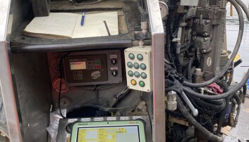 Geoteknisk GNSS-utstyr har sensor, antenne og et robust nettbrett. Nøyaktigheten er på noen få centimeter. Geoteknisk GNSS-utstyr har sensor, antenne og et robust nettbrett. Nøyaktigheten er på noen få centimeter.