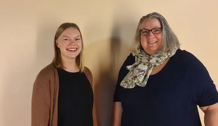 Marianne Klevmoen til venstre og professor Kirsten B. Holven. Marianne Klevmoen til venstre og professor Kirsten B. Holven.