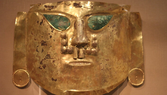 Ofte er malingen borte på maskene fra Sicán. Ofte er malingen borte på maskene fra Sicán.