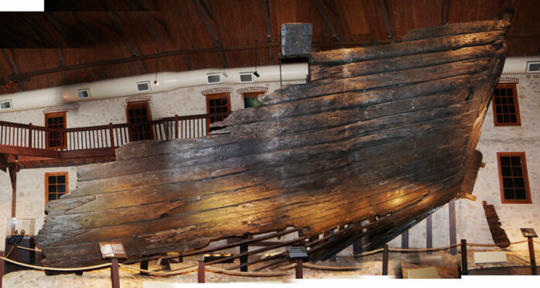 «Batavia» sank på jomfruturen. «Batavia» sank på jomfruturen.